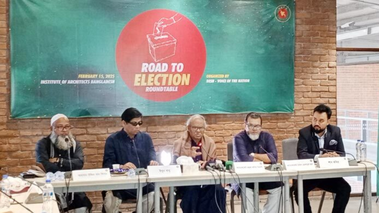 দলীয় সরকারের অধীনে ইসি নিজেই পরাধীন হয়ে পড়ে: রিজভী